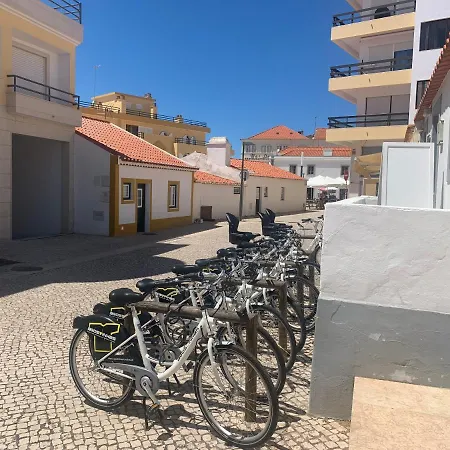Blue House In With Sea View *