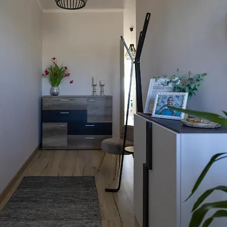 Apartment Blue House In Santa Cruz With Sea View