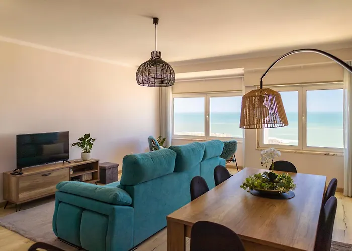 Blue House In With Sea View Apartament *